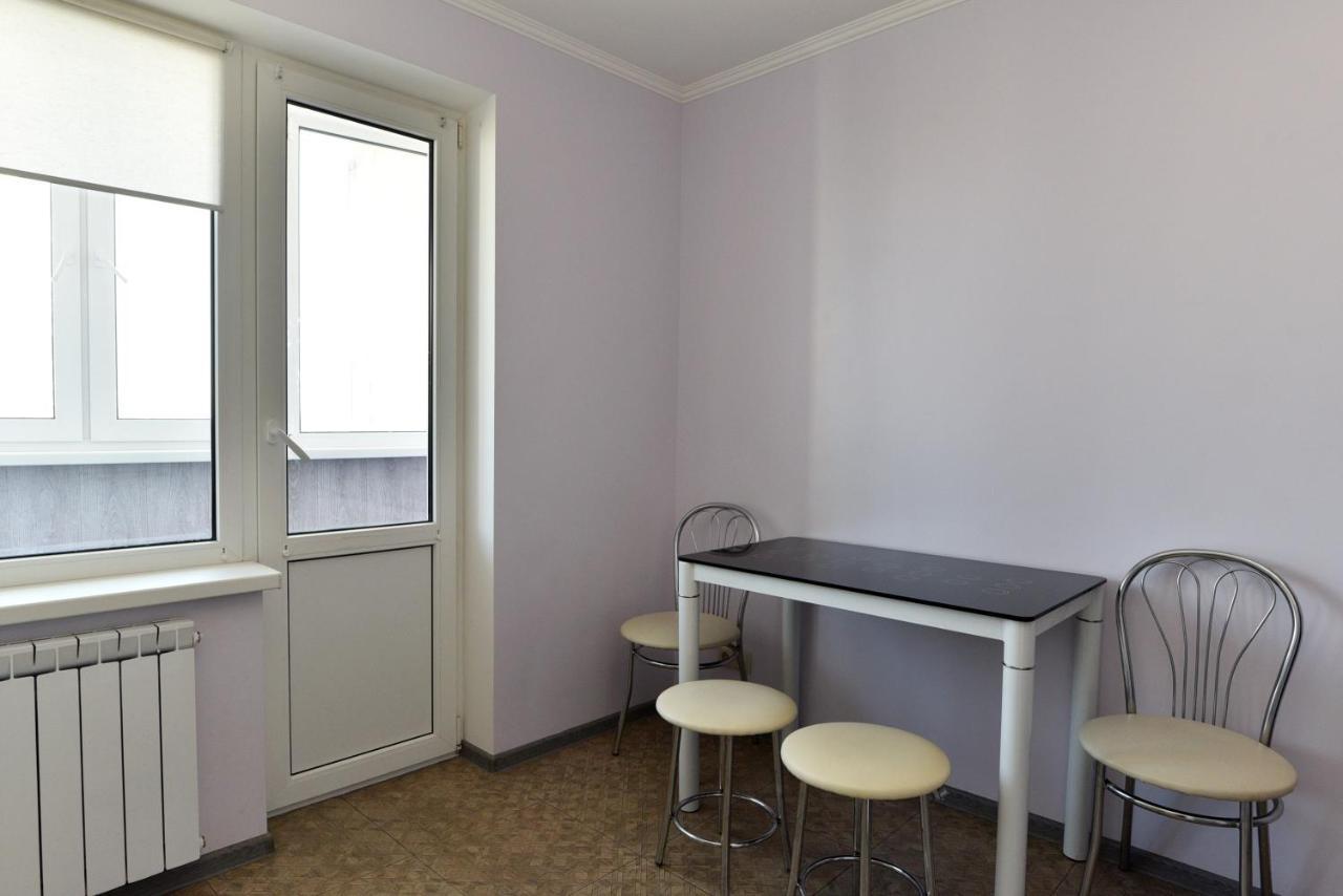 Apartament On Vasylia Lypkivskoho 24 Kiev Luaran gambar