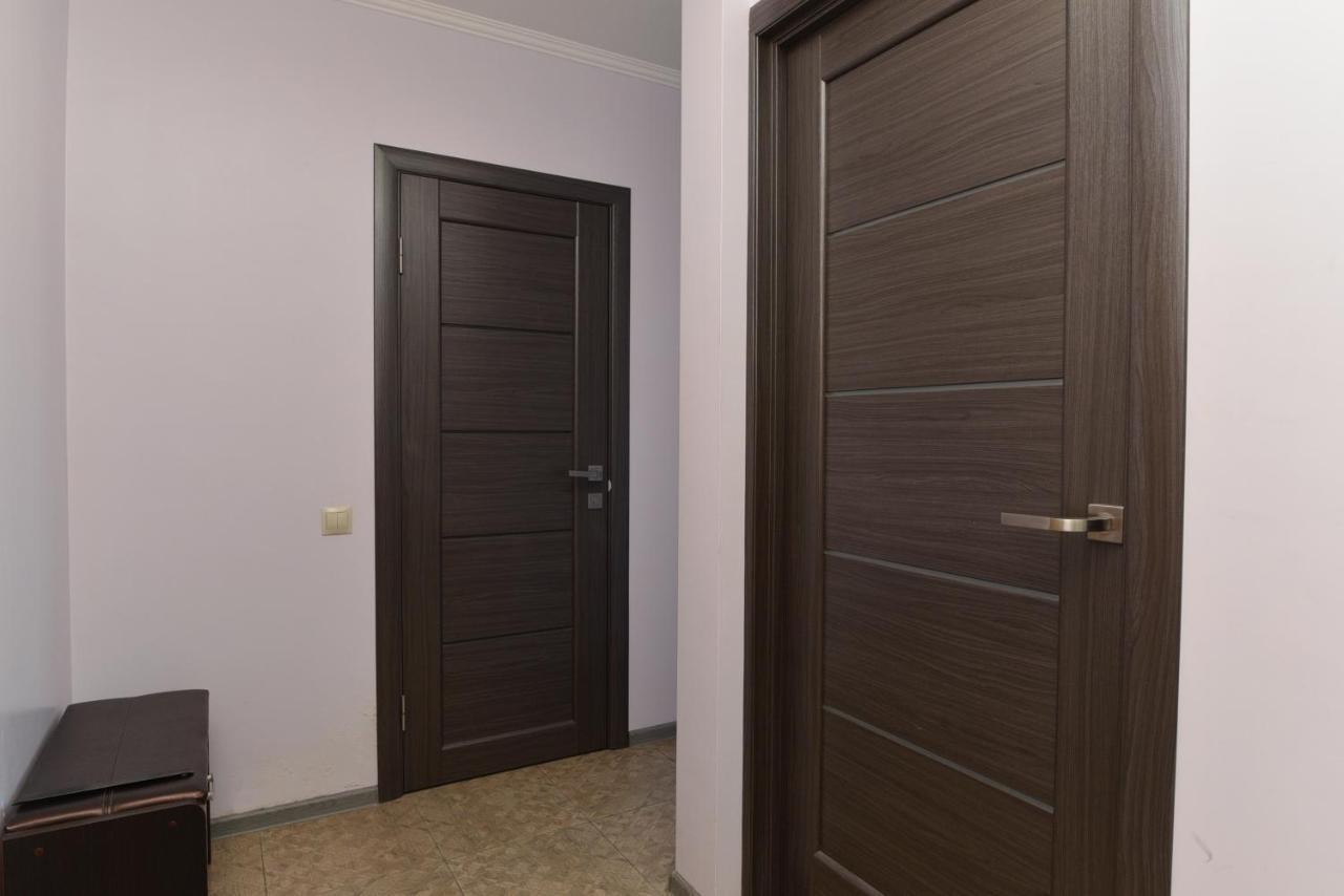 Apartament On Vasylia Lypkivskoho 24 Kiev Luaran gambar